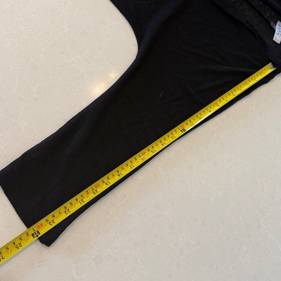 Kasper Elegant Black Knit Cardigan - Picture 7 of 9